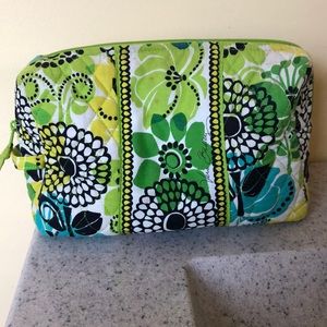Vera Bradley make up bag
